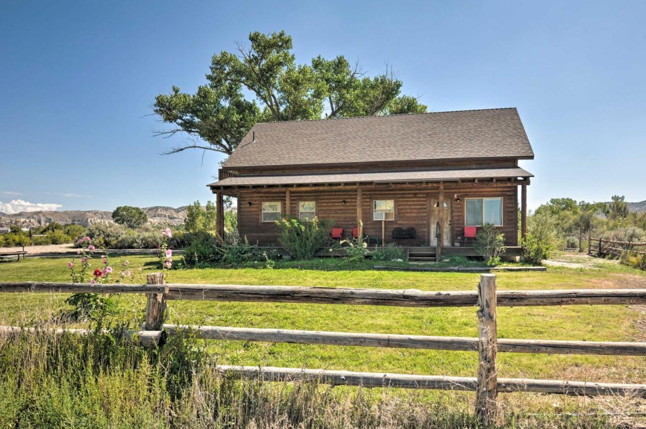 Cozy Henrieville Cabin 18 Mi To Bryce Canyon Np! Exterior photo